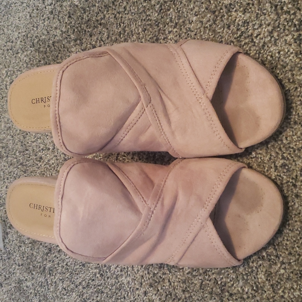 Open toe soft pink heels